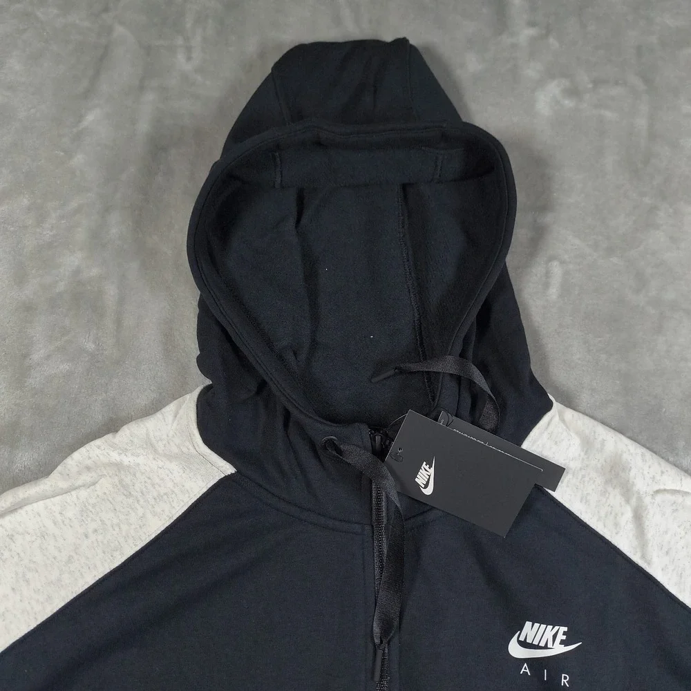 Nike sportswear air